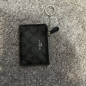 Coach ID and Card Holder